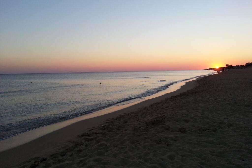 Casa Vacanza Nelle Maldive Del Salento トッレ・ヴァード エクステリア 写真